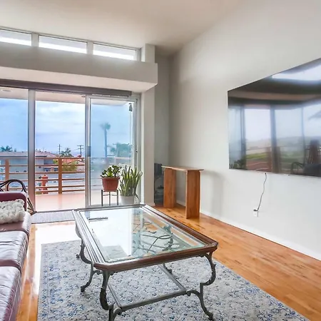 Steps 2 Ocean & Surfing Ocean Views Rooftop Deck